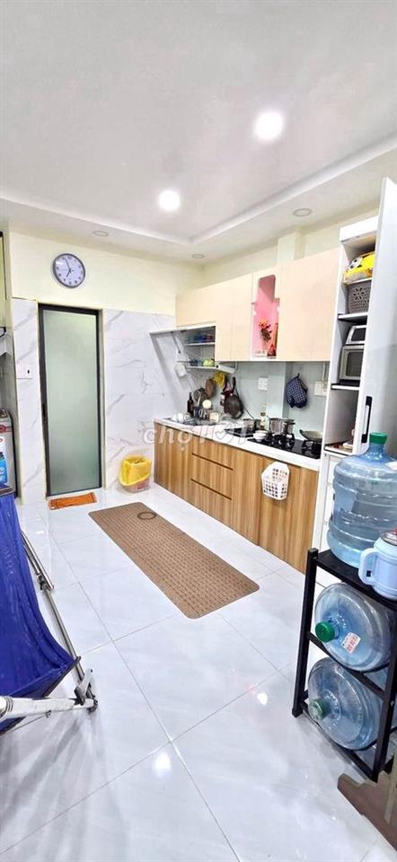 NHÀ SÁT MẶT TIỀN HẺM XE HƠI THÔNG  GẦN TÊN LỬA - 2 TẦNG BTCT- HƠN 4Đ