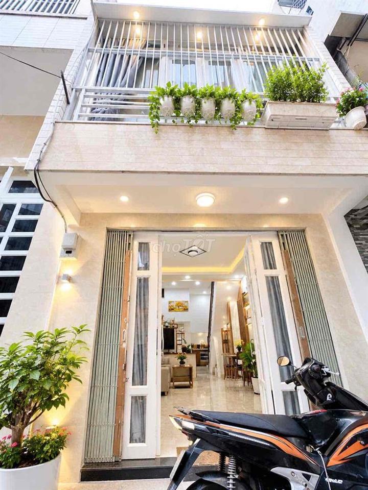 NHÀ MẶT TIỀN ĐƯỜNG BÌNH LONG 2 TẦNG Ở NGAY- GIÁP TÂN PHÚ- HẺM XE HƠI