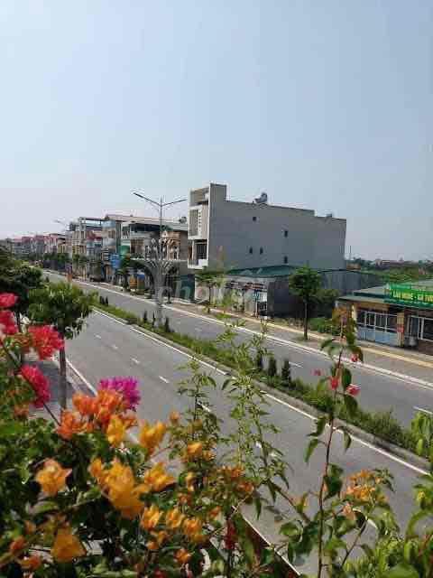 CẦN BÁN  NHA 289 M2 MT ĐƯỜNG 48m TRẦN HƯNG ĐẠO SÁT KHU FPT ĐÀ NẴNG