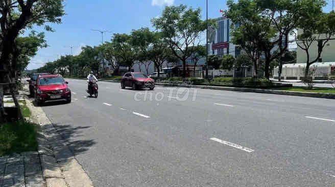 CẦN BÁN  NHA 289 M2 MT ĐƯỜNG 48m TRẦN HƯNG ĐẠO SÁT KHU FPT ĐÀ NẴNG