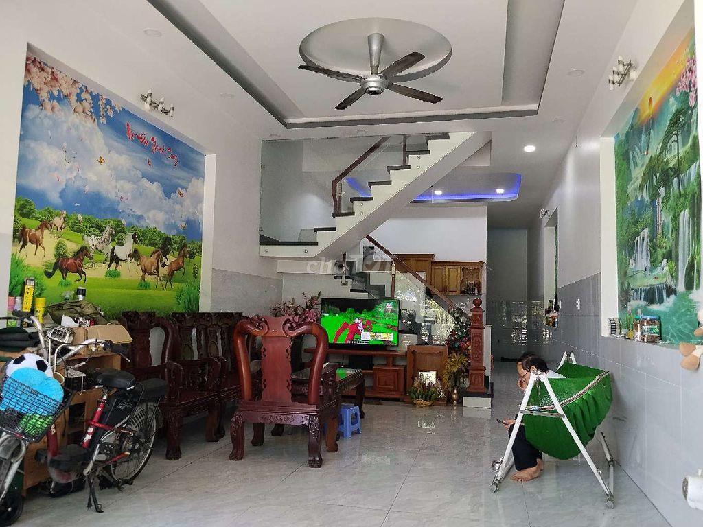 4TY4 2 TẦNG KCN VSIP 1 72M2 ĐƯỜNG Ô TÔ 