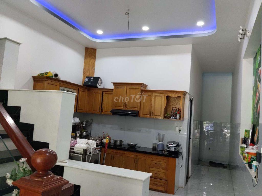 4TY4 2 TẦNG KCN VSIP 1 72M2 ĐƯỜNG Ô TÔ 
