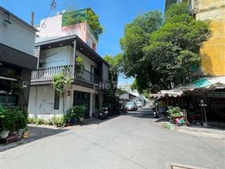 Nhà vị trí rất đẹp, khu nội bộ Cư Xá Lữ Gia