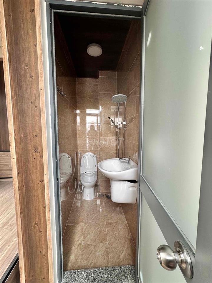 🔥🔥PHÒNG 35M² CÓ NỘI THẤT,  MỚI 100%, NGAY PHÚ MỸ HƯNG, GIỮ XE FREE