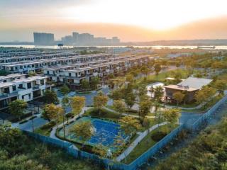 Bán nhà phố vườn 151m2, căn góc 2 mặt tiền view hồ bơi công viên