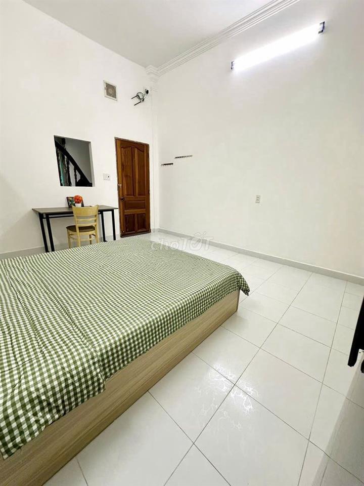 Studio full nội thất Nguyễn Văn Thương, P.25, Bình Thạnh. 
