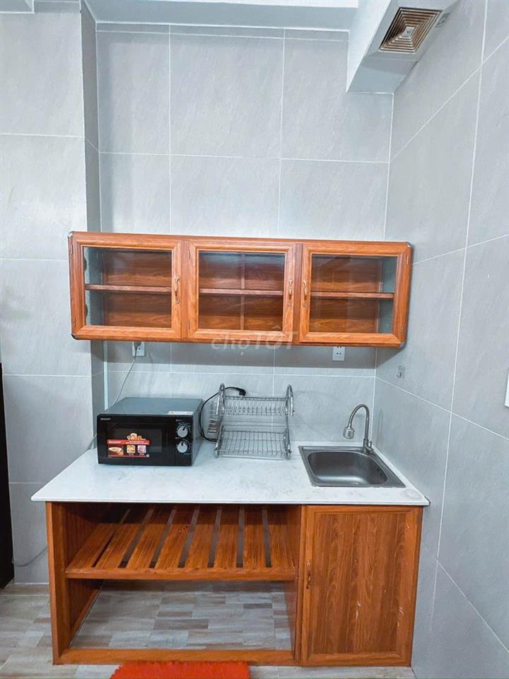 Studio full nội thất, thang máy, gần lanmark 81