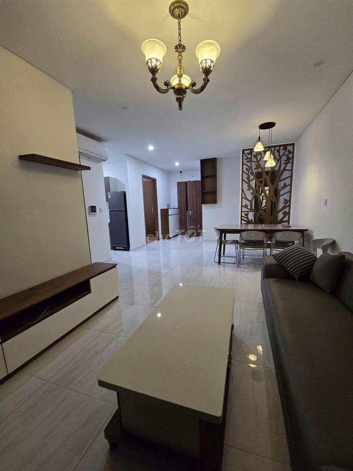 Share lại 1 Phòng trong căn 2 PN 2WC. Chung cư D-VELA QUẬN 7