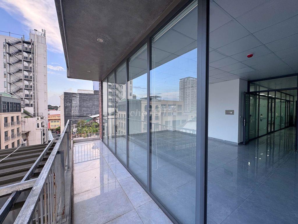 CHO THUÊ VĂN PHÒNG GIÁ TỐT Ở PHÚ NHUẬN - 40M2 CÓ BAN CÔNG