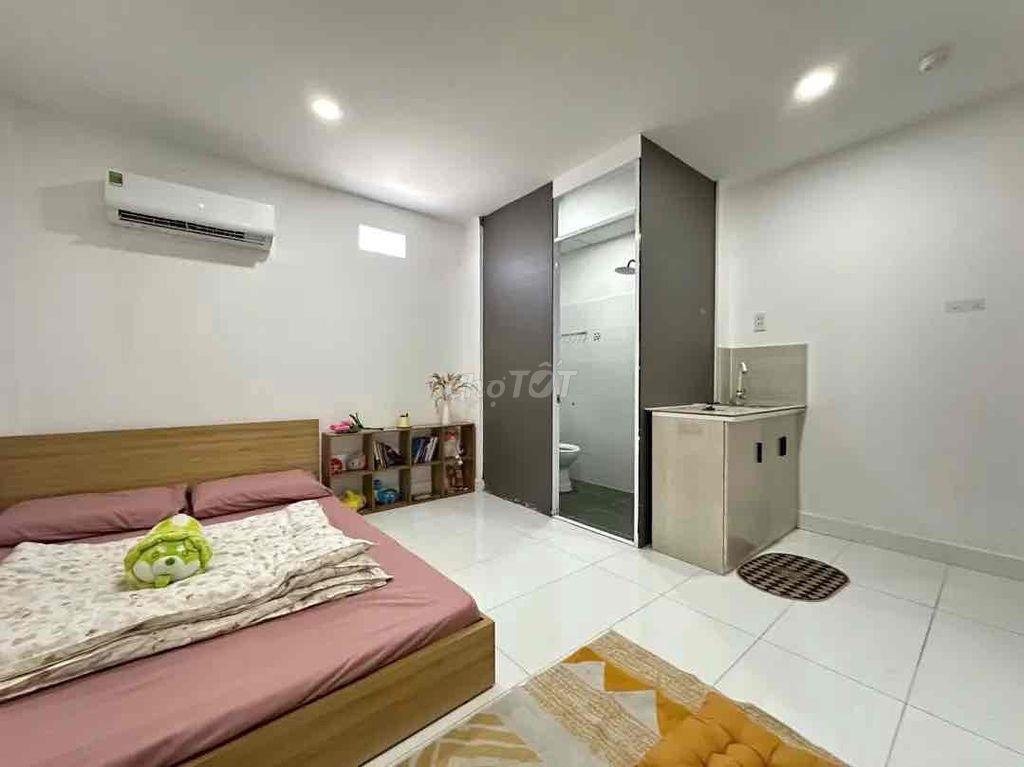 em cần pass phòng ạ, chỉ cần cọc là vào ở