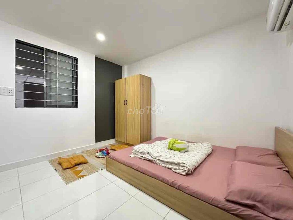 em cần pass phòng ạ, chỉ cần cọc là vào ở
