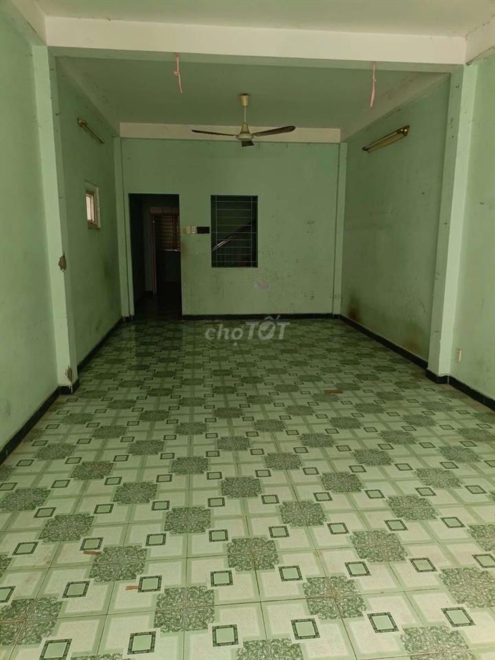 Bán nhà quận Tân Phú 