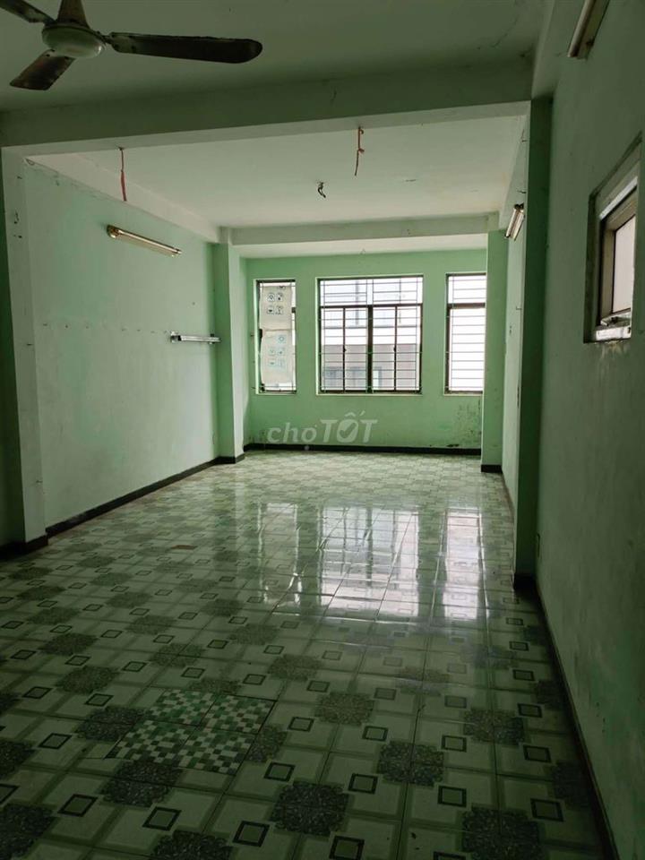 Bán nhà quận Tân Phú 