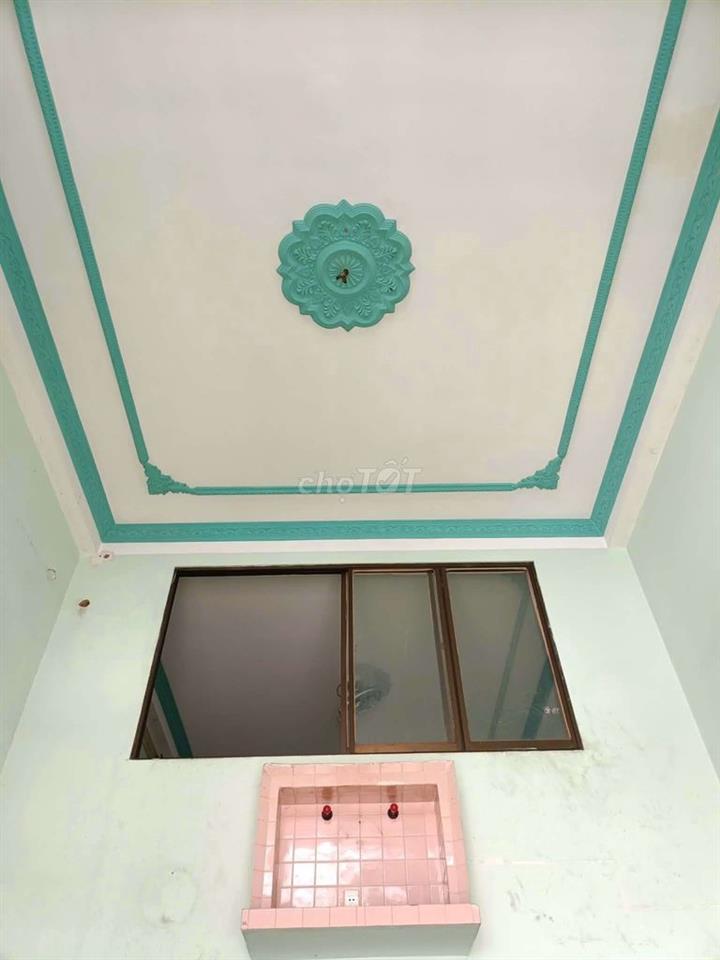 Bán nhà quận Tân Phú 