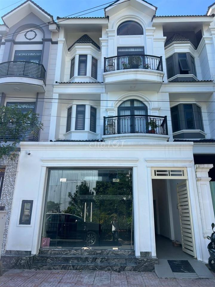 Mặt bằng khu Liên Phường, gần The Global City