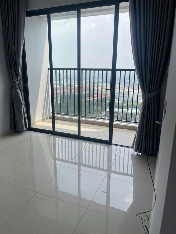 chính chủ cần bán căn hộ 1 PN view hồ bơi