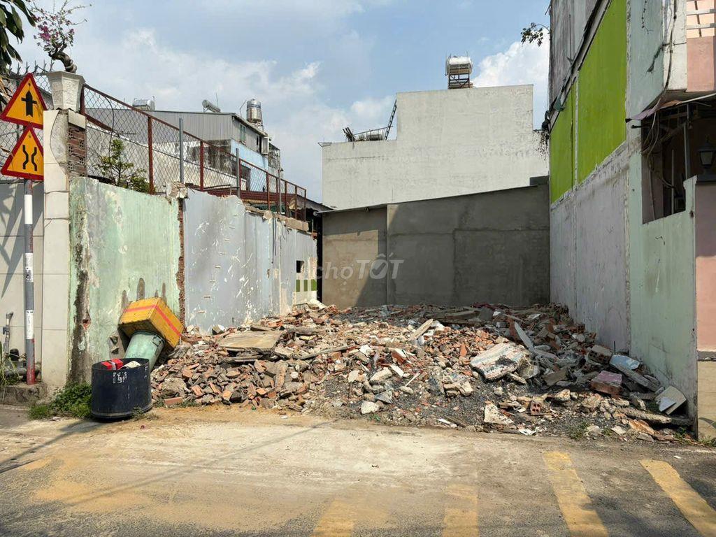 Bán miếng đất 52m2 mặt tiền ngang 6m - đường bờ bao sông Sài Gòn 