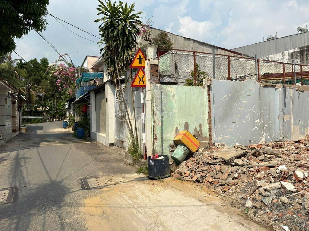 Bán miếng đất 52m2 mặt tiền ngang 6m - đường bờ bao sông Sài Gòn 