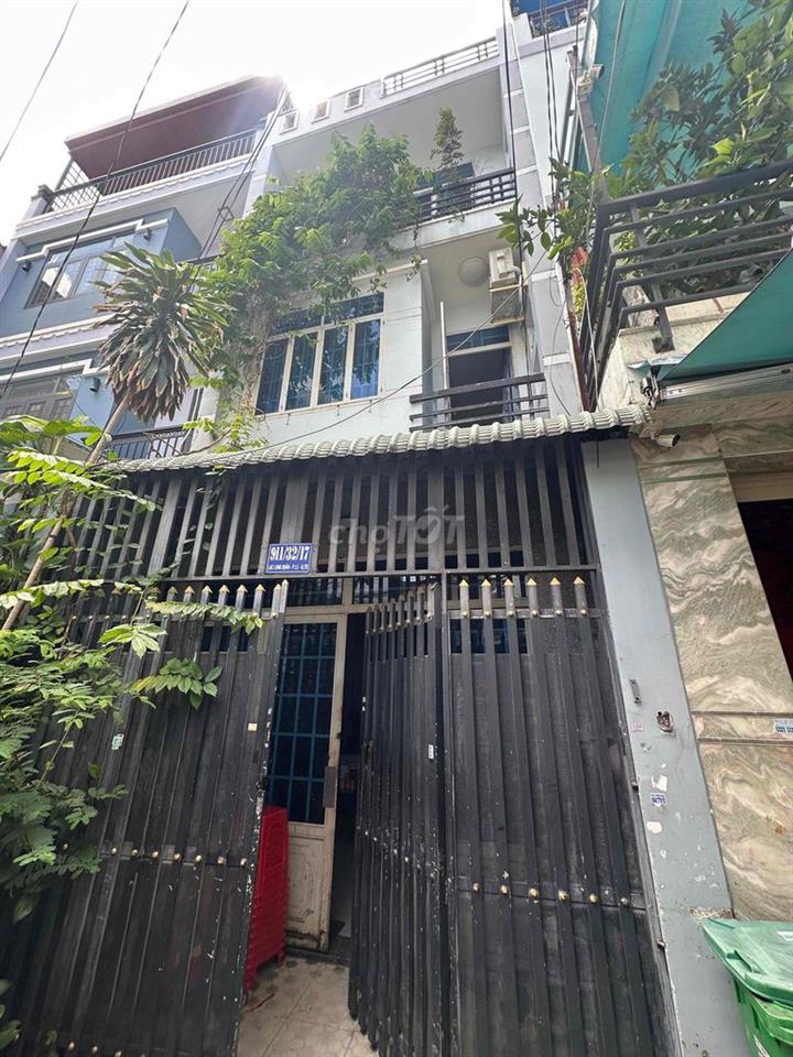 bán nhà hẻm lạc long quân