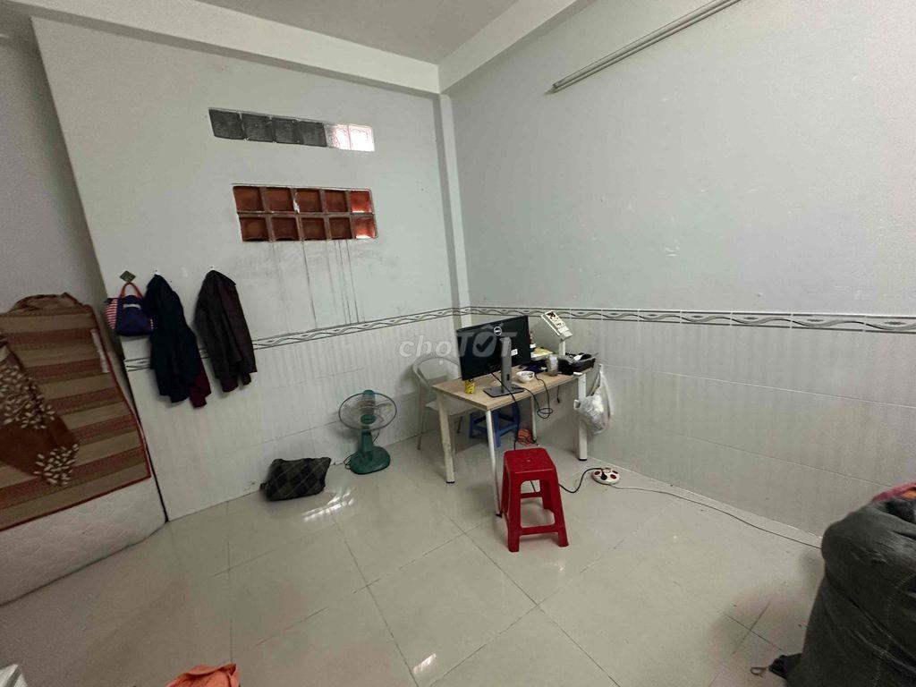bán nhà hẻm lạc long quân