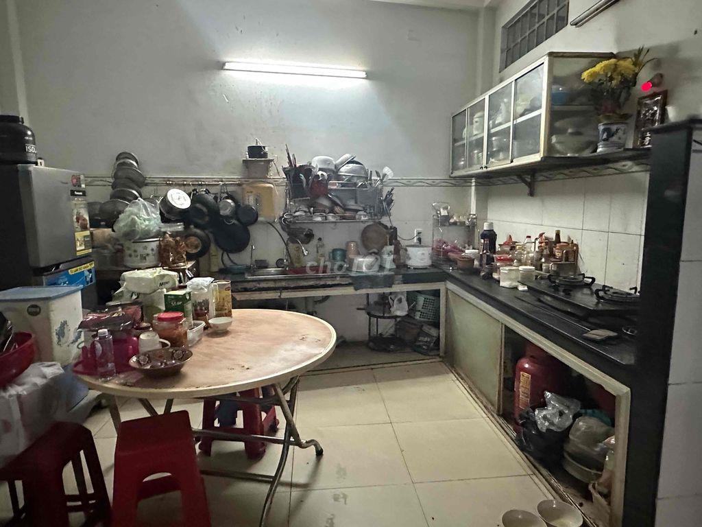 bán nhà hẻm lạc long quân