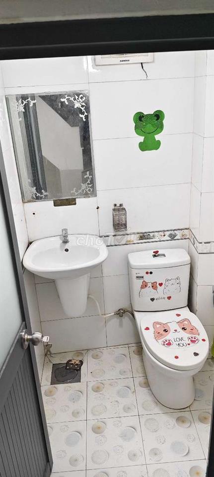 em cho thuê nhà gia đình ở