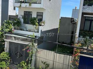 Bán đất hẻm xe hơi đường Gò Cát , phú hữu quận 9 cũ