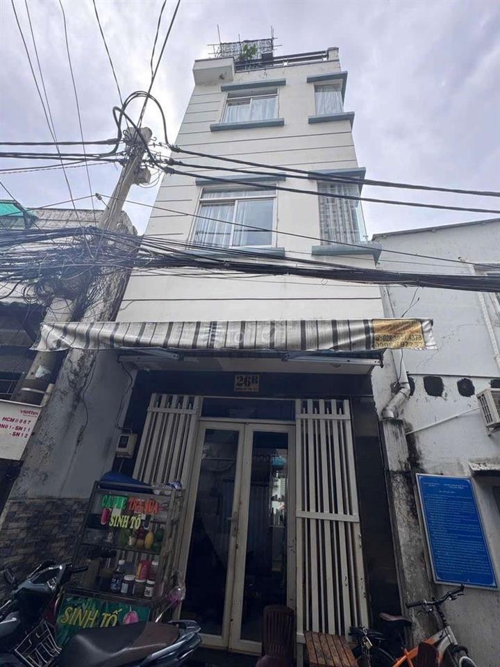 cần bán nhà quận 4
