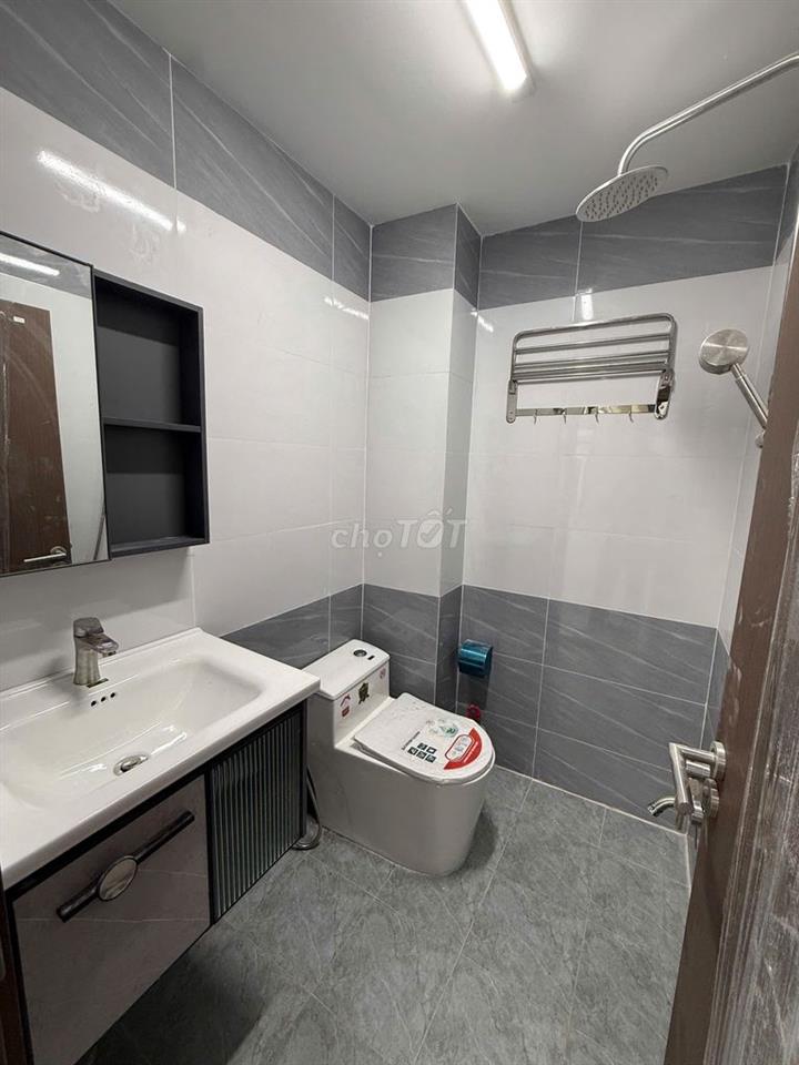 Nhà giá rẻ 1 trệt +1 lầu lửng