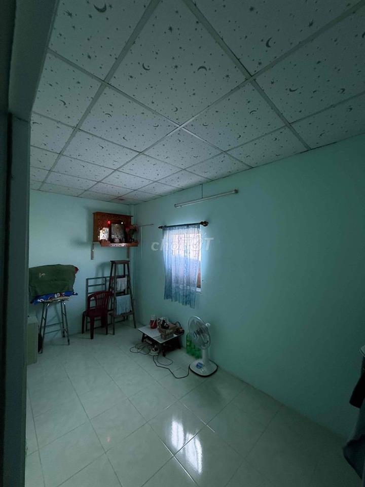 Nhà bán ngay cầu Ông Thìn QL50