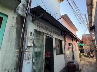 Nhà bán ngay cầu Ông Thìn QL50