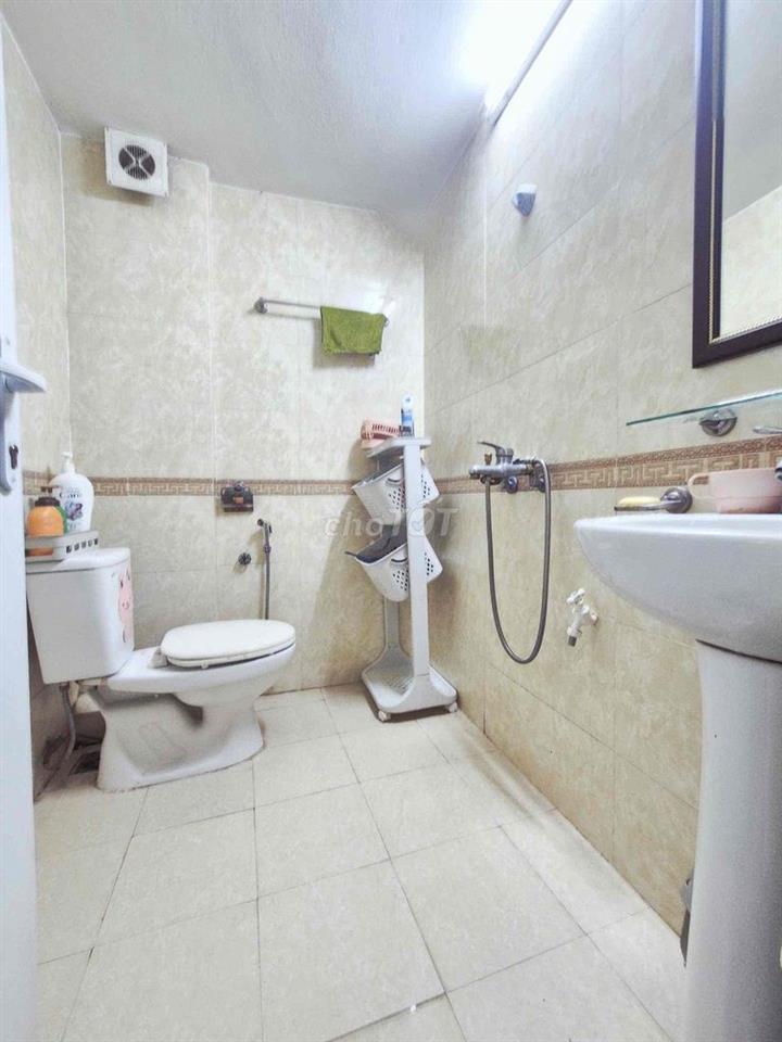 Bán Nhà 6 tầng