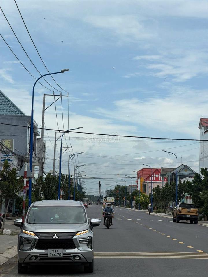 Chính chủ gửi bán độc quyền một cặp nền cực đẹp, đất full thổ cư