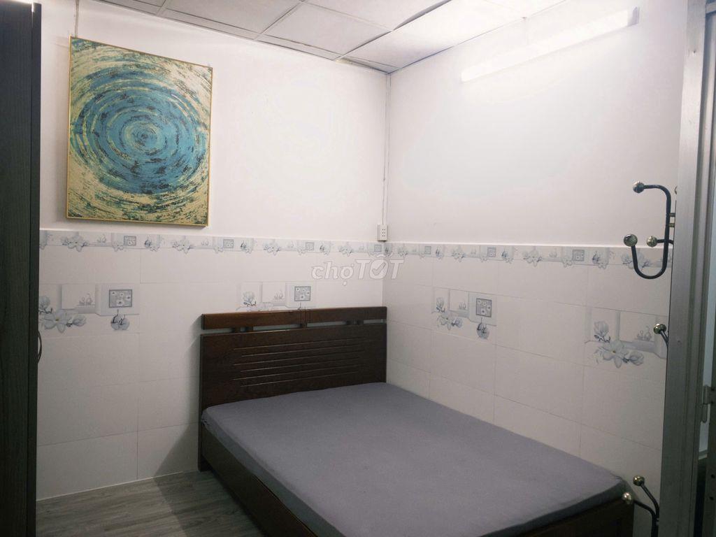 Chính chủ bán căn hộ view sông Võ Văn Kiệt Q1, 61m², 2PN, 3,75 tỷ