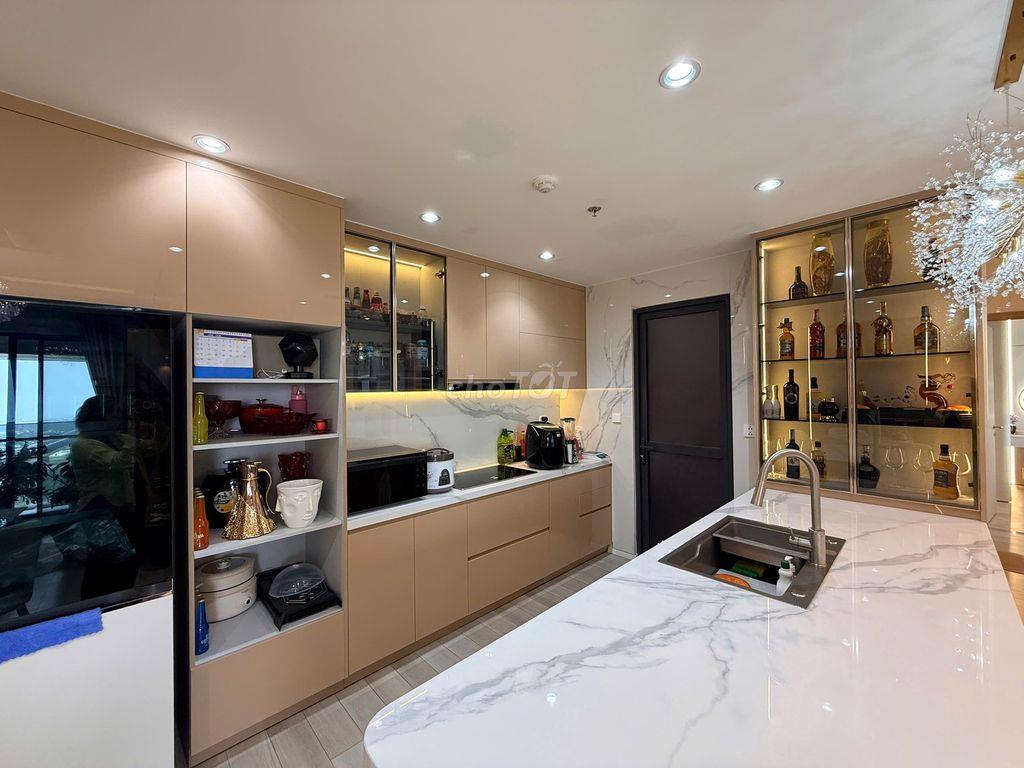 Bán Lumière Boulevard 3PN, full nội thất cao cấp, giá 8,8 tỷ