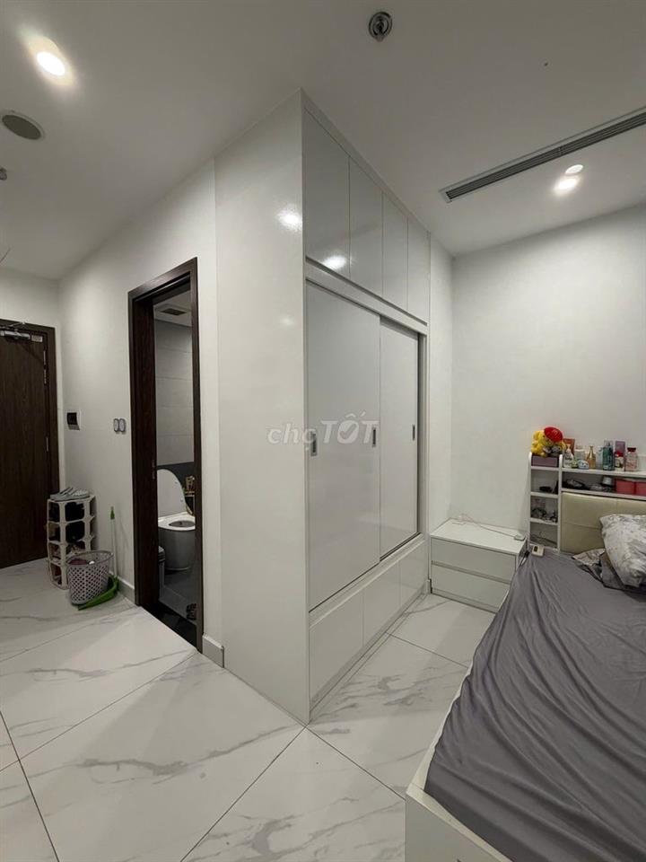 Bán Studio BE5 Vinhomes Grand Park 29m² – View Nội Khu – 2,1 Tỷ
