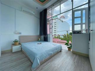 STUDIO BAN CÔNG THOÁNG FULL NỘI THẤT 