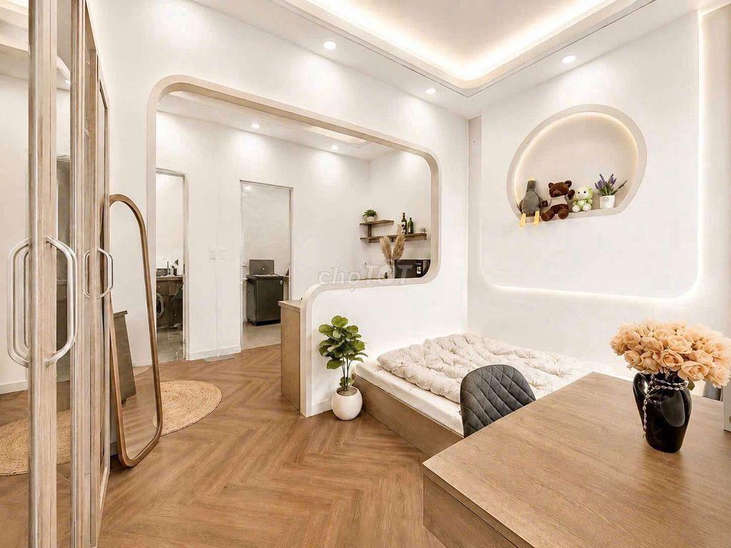 STUDIO FULL NỘI THẤT BAN CÔNG SIÊU ĐẸP NGAY QUẬN 2 GIÁ 6TR8