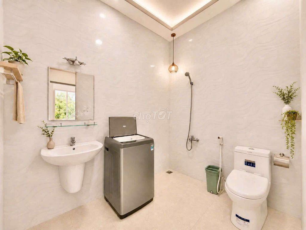 STUDIO FULL NỘI THẤT BAN CÔNG SIÊU ĐẸP NGAY QUẬN 2 GIÁ 6TR8