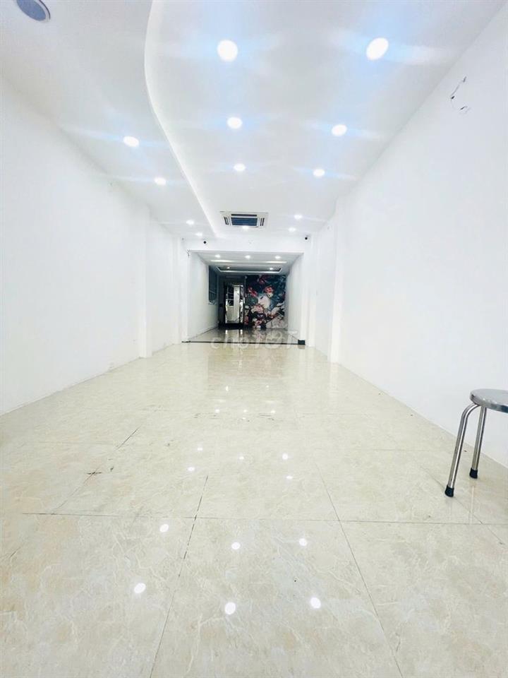 Mặt Tiền Đường Nguyễn Thị Nhỏ, Quận 11, 4x20 - 1T 5L TM - Cư Xá Lữ Gia