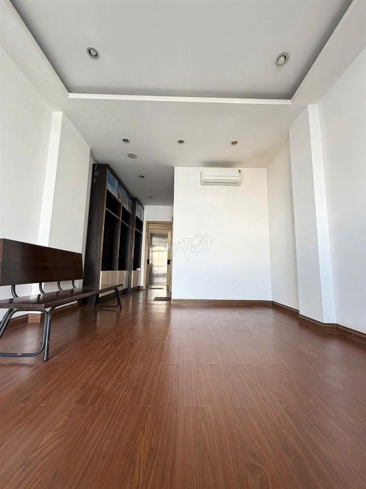 Mặt Tiền Đường Nguyễn Thị Nhỏ, Quận 11, 4x20 - 1T 5L TM - Cư Xá Lữ Gia
