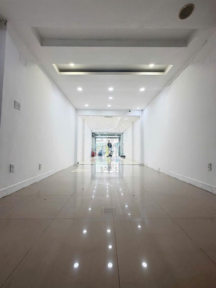 Mặt Tiền Đường Nguyễn Thị Nhỏ, Quận 11, 4x20 - 1T 5L TM - Cư Xá Lữ Gia