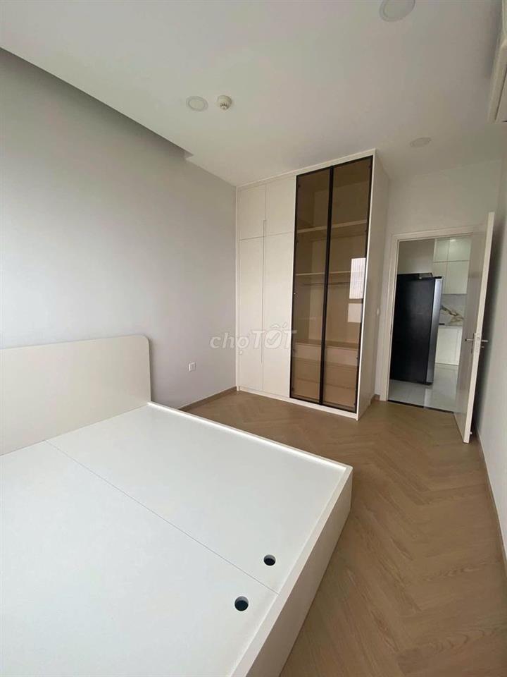 Carillon 1- Căn góc 104m2, 2 ban công, 3PN Sẵn nội thất giá 16.5 tr/th
