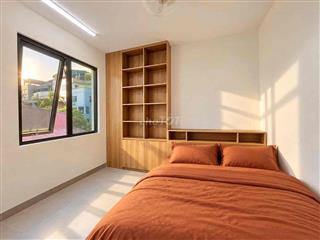 Phòng full nội thất ô tô đỗ cửa cuối Hồ Tùng Mậu Nam Từ Liêm