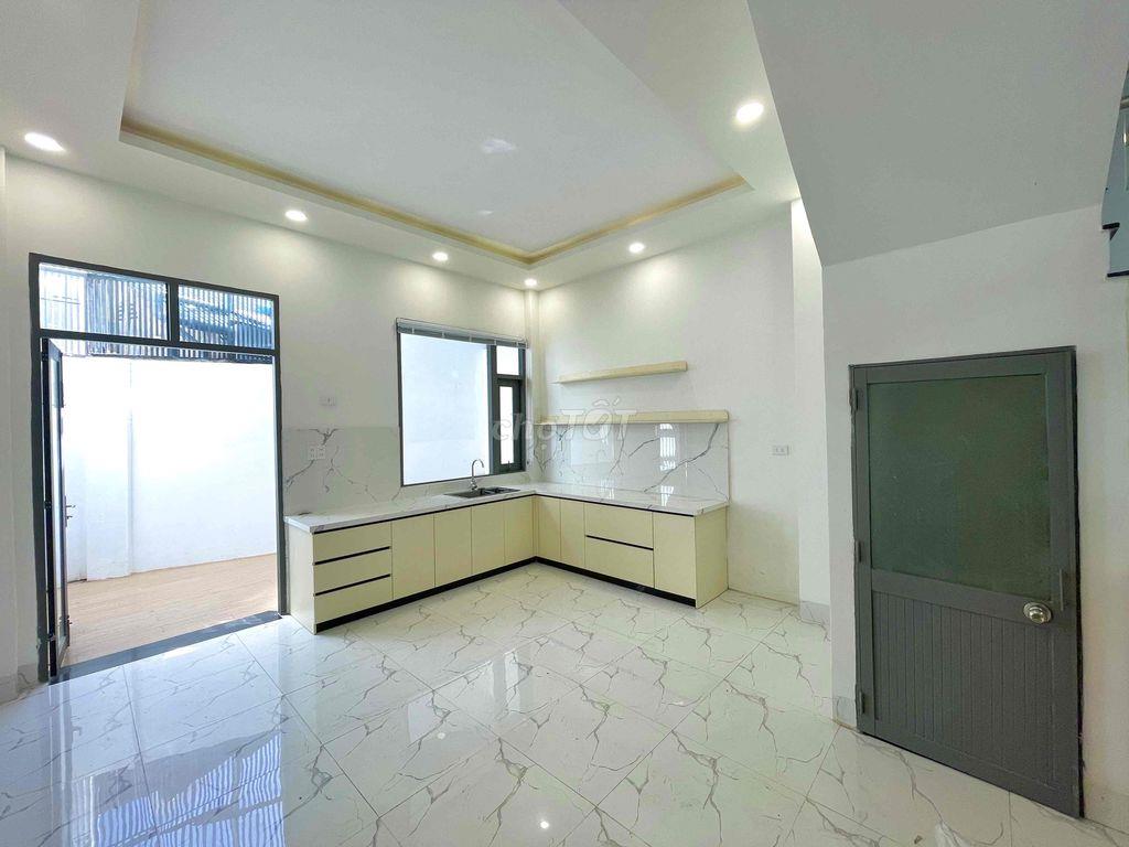 Căn Nhà Mới Full Nội Thất Ngay Khu Du Lịch Tháp Bà Giá Tốt