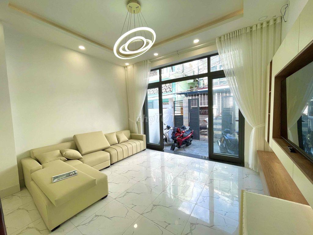 Căn Nhà Mới Full Nội Thất Ngay Khu Du Lịch Tháp Bà Giá Tốt