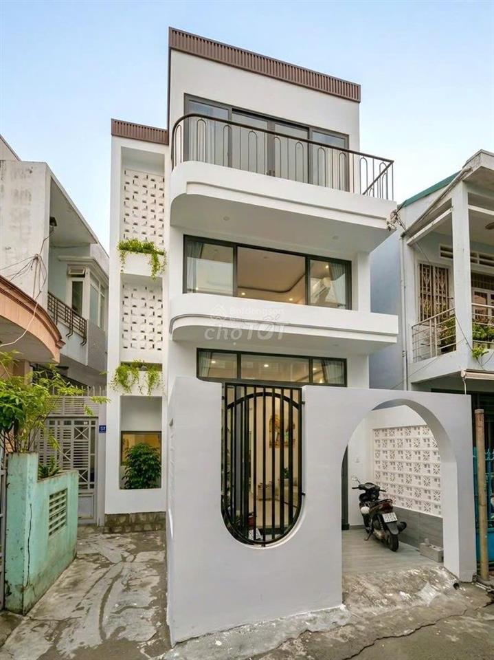 Nhà bán trung tâm Nha Trang, 4PN, 66.2m2, 5.5 tỷ