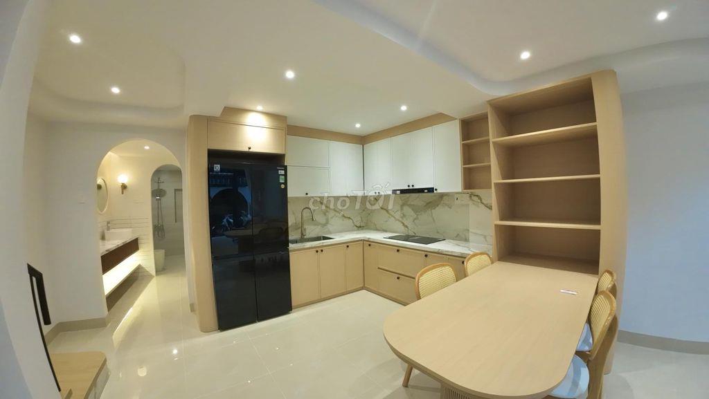 Nhà bán trung tâm Nha Trang, 4PN, 66.2m2, 5.5 tỷ