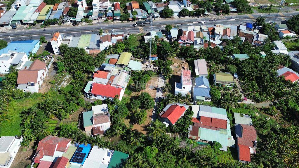 763 Triệu Đất Diên Phú Cạnh Quốc Lộ 1A vs Đường Liên Vùng đang làm