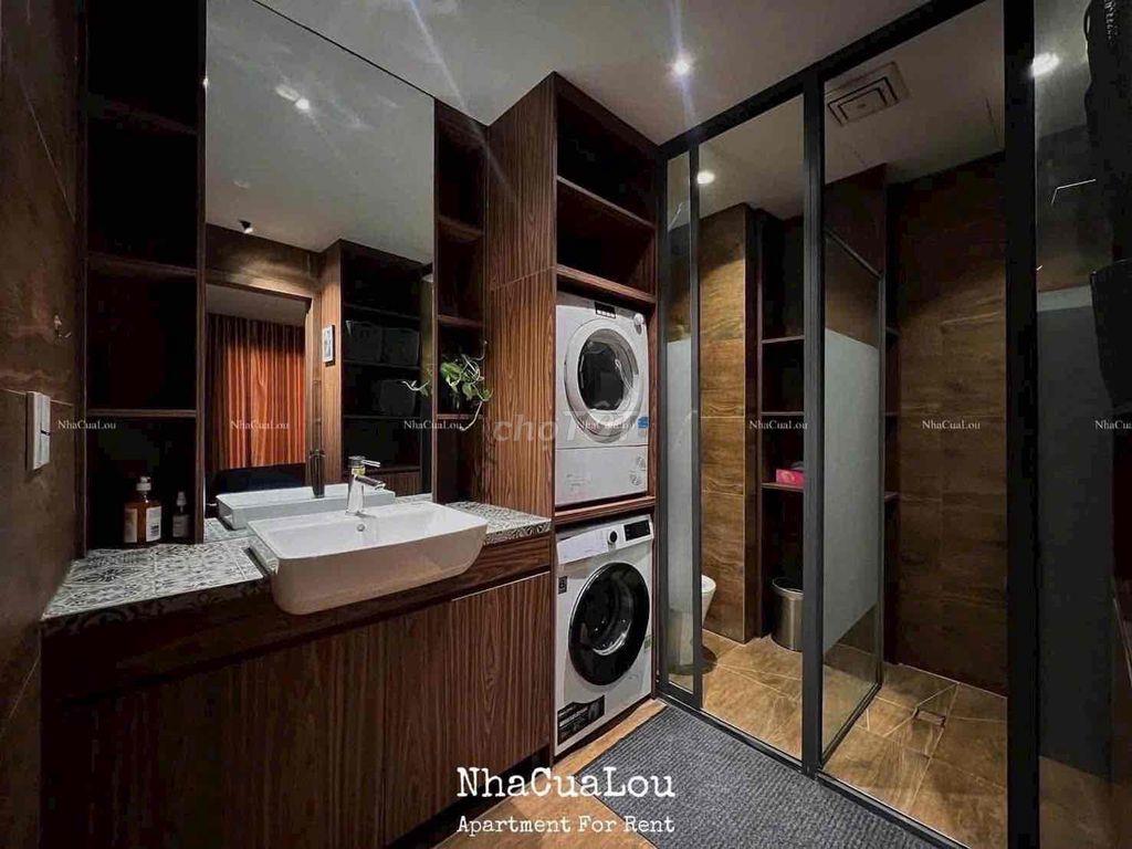 CHO THUÊ PENTHOUSE 2 PHÒNG NGỦ NGAY TẠI ĐINH TIÊN HOÀNG QUẬN 1